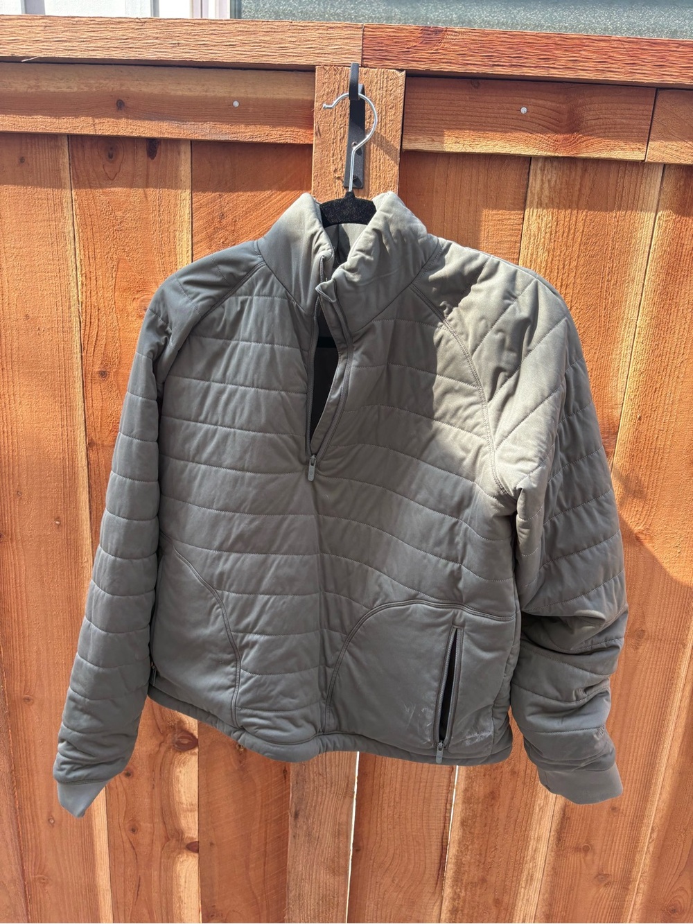 Lululemon Insulated Half-Zip Jacket | Olive Green | Women’s Size 8